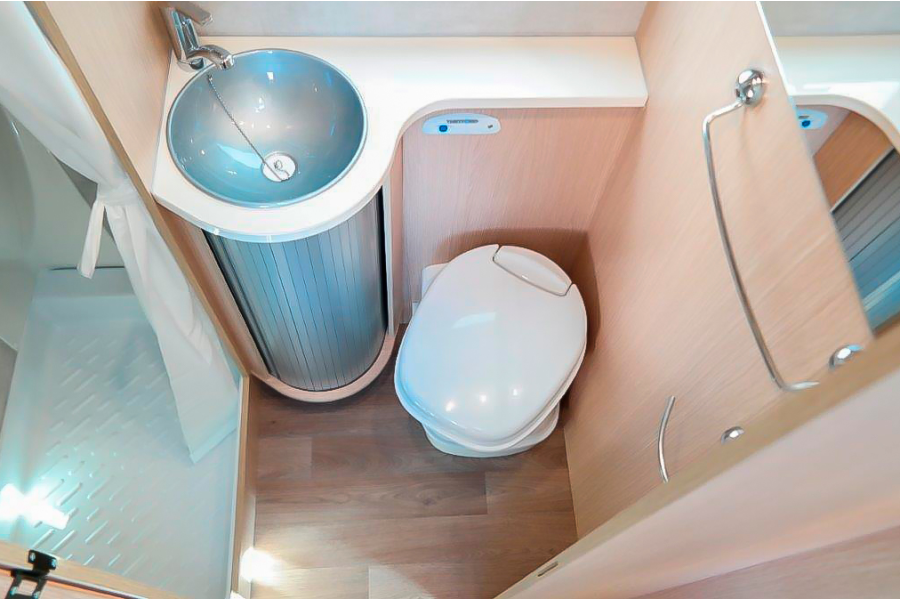 XGO Dynamic 98 Plus - Dutch Bull Campers - 6