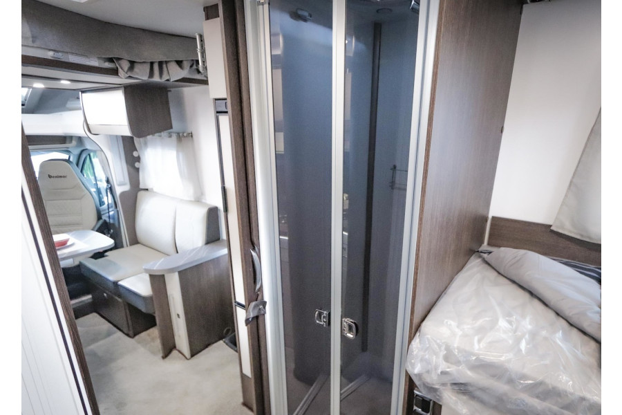 Automaat - Benimar Cocoon 463 - Camperverhuur aan de Vecht - 5