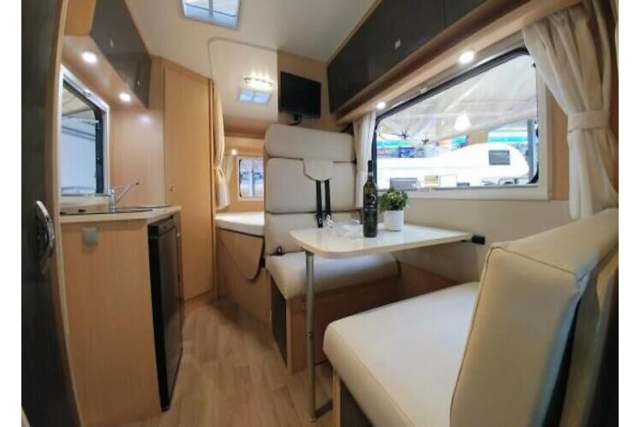 A-Type - 2 tot 4 personen - Friesland Campers - 2