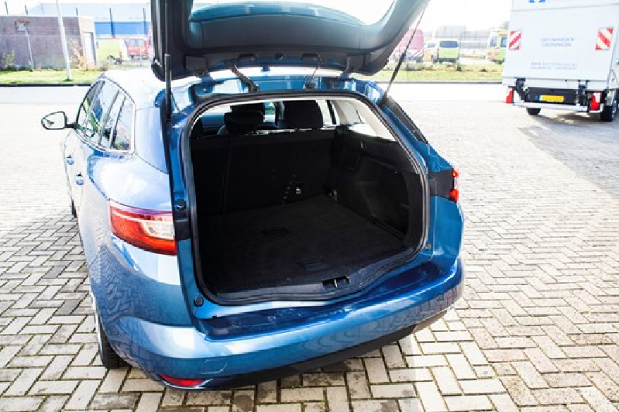 Stationwagen - Autopallas Autoverhuur - 2