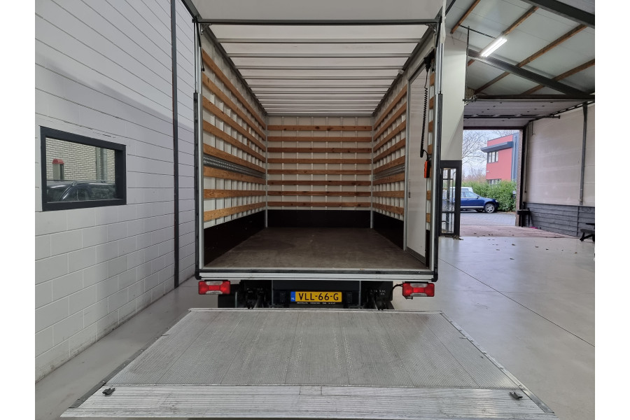 Bakwagen met laadklep - J. van Heeswijk auto's - 3