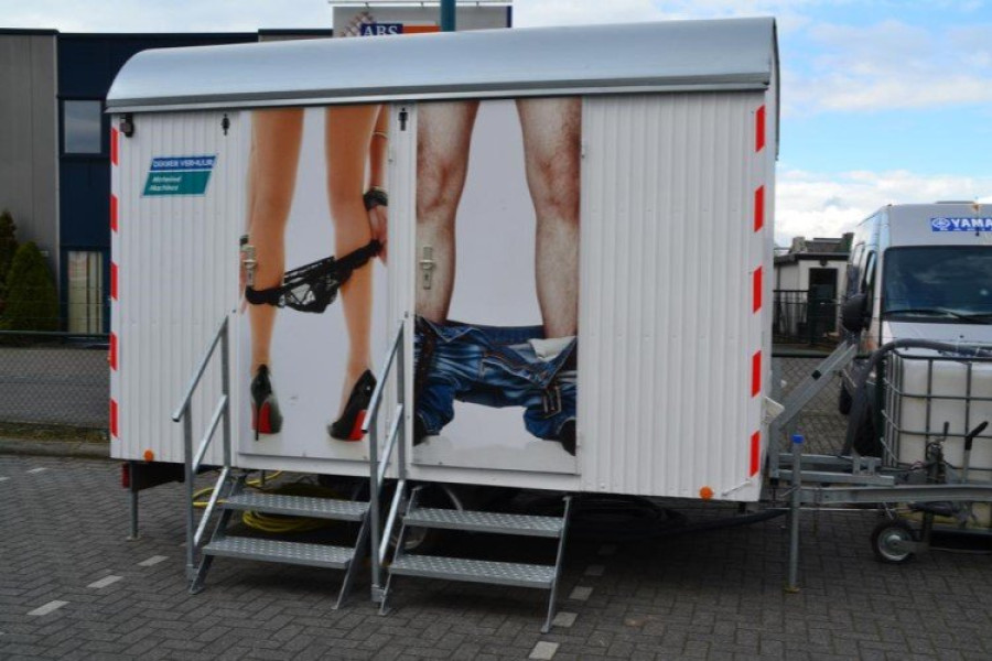 Toiletwagen klein - Dekker Verhuur - 1
