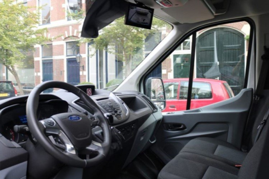 Bestelbus huren | Ford Transit - 11 m3, verhoogd en verlengd - Helm Autoverhuur - 1