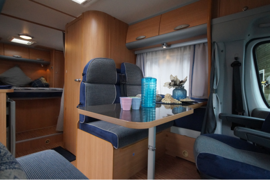 Half-integraal camper - Ikwileencamperhuren.com - 1