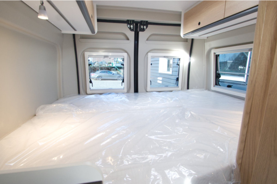 Buscamper Sunlight Cliff 600 - Campers & Cars - 15