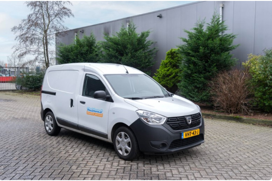 Dacia Dokker | 3m3 - ffbusjehuren.nl - 1