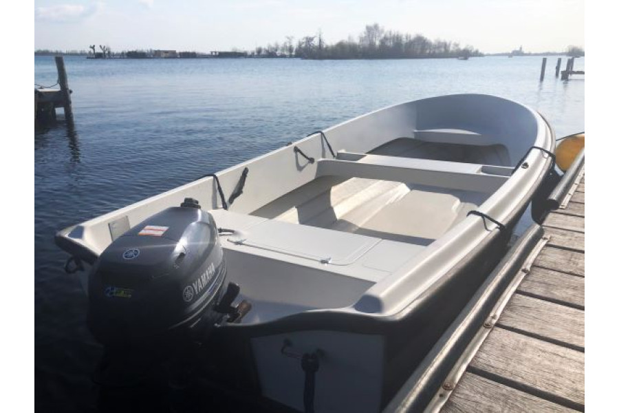 Boot met 5pk buitenboordmotor huren - VVP - 1