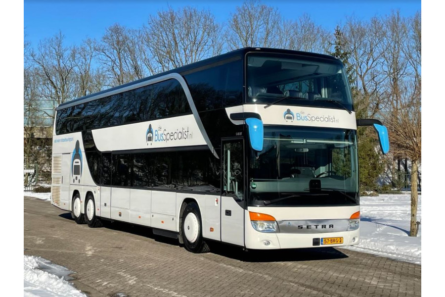 Dubbeldekker - 80 personen - deBusSpecialist - deLimoSpecialist - 1