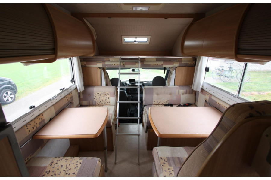 Camper Rimor Superbrig 7 persoons - Brabant Caravans - 3