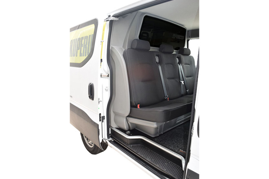 Personenbus 6 persoons - Kuperus Autoverhuur - 4