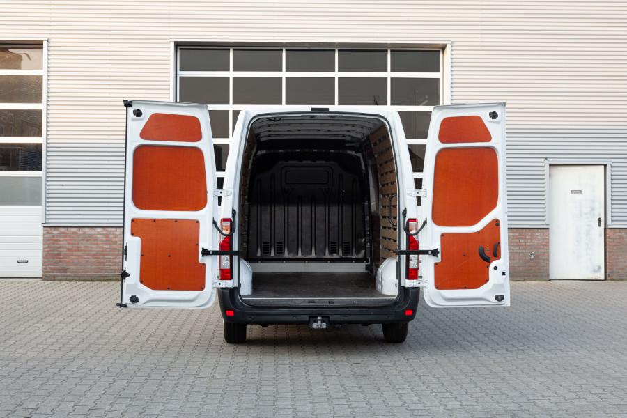 Renault master L3H2 - Autoverhuur Harrie v.d. Putten - 4