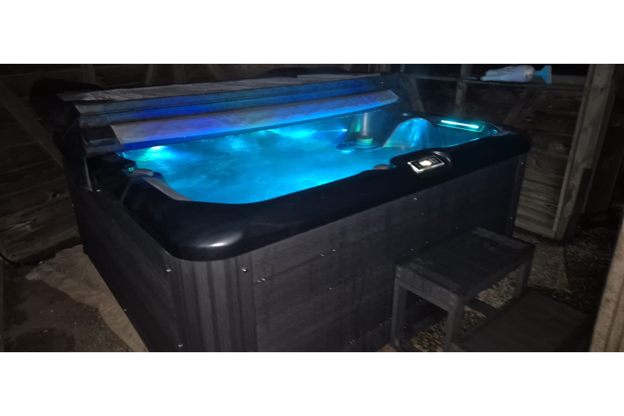 Luxe Elektrische jacuzzi - 5-persoons - Hottubfans - 2