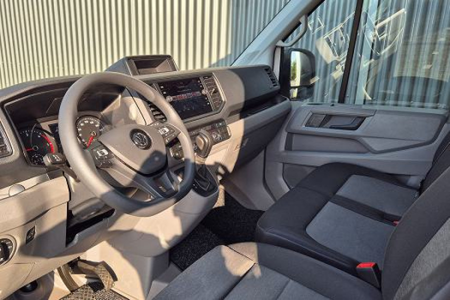 Bakwagen met laadlift – VW Crafter - Adriaanse Autoverhuur - 6