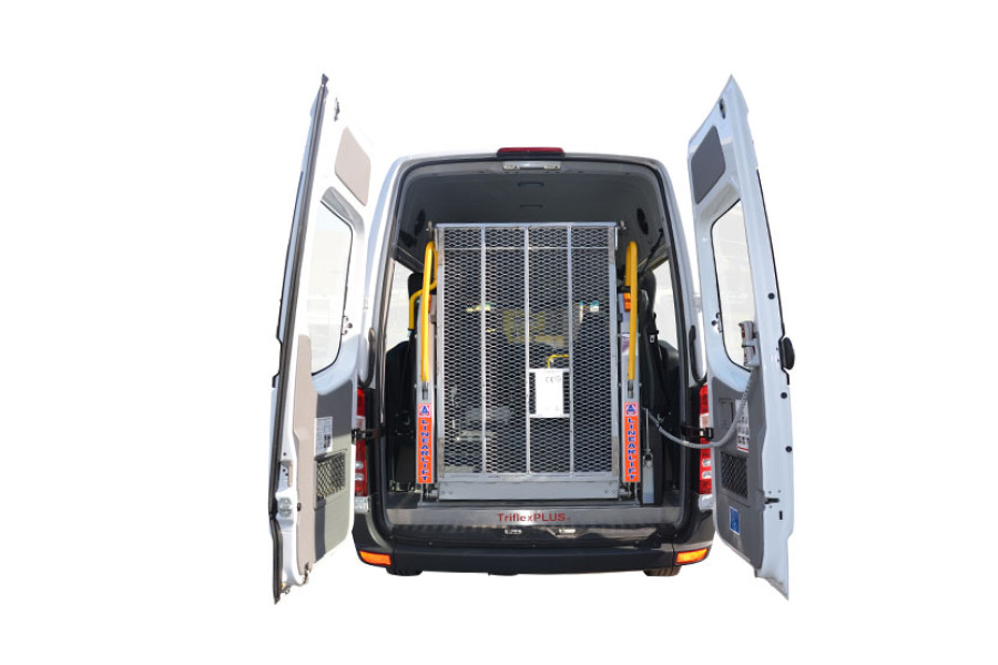 Rolstoelbus - Kuperus Autoverhuur - 2