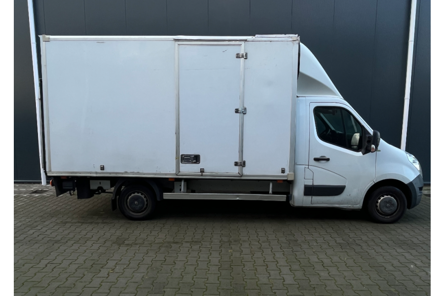 Bakwagen met laadklep - Hawk's Handel & Verhuur - 1