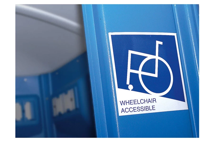 Mindervalide mobiel toilet - Dixi Sanitary Services - 4