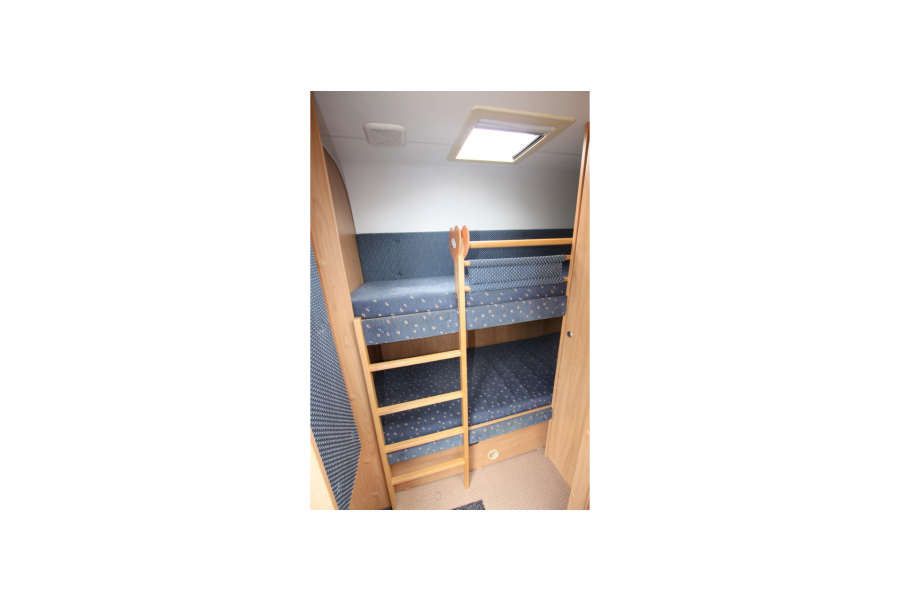 Caravan Bürstner Ventana 490 TK airco - Brabant Caravans - 6