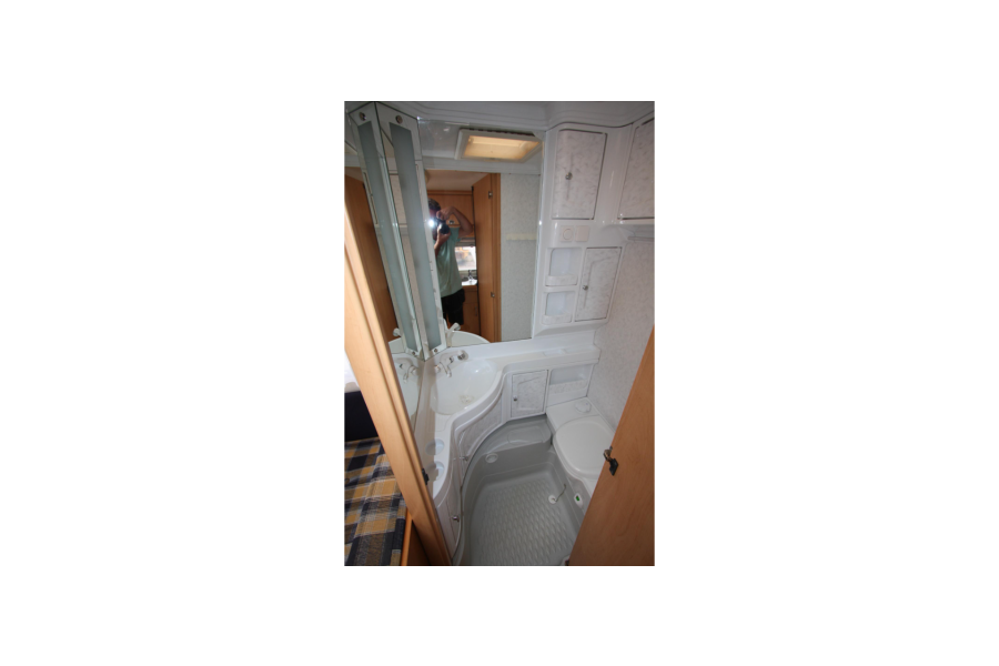 Caravan Hobby Deluxe 440 SF - Brabant Caravans - 6