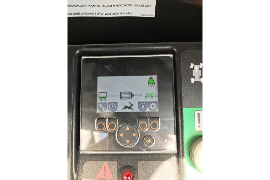 COPY - Schaarhoogwerker 12m - Van Adrighem - 7