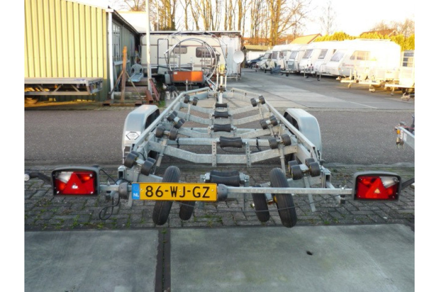 Boottrailer | Tandemas 7m - Aanhangwagenbedrijf van de Burgwal B.V. - 2