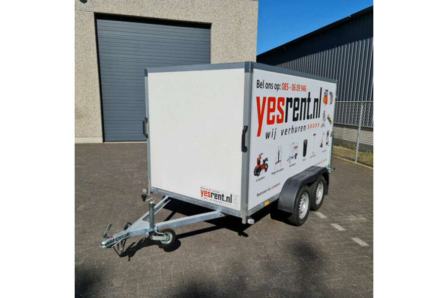 Gesloten aanhanger Yesrent.nl
