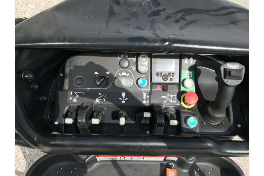 COPY - Schaarhoogwerker 12m - Van Adrighem - 4