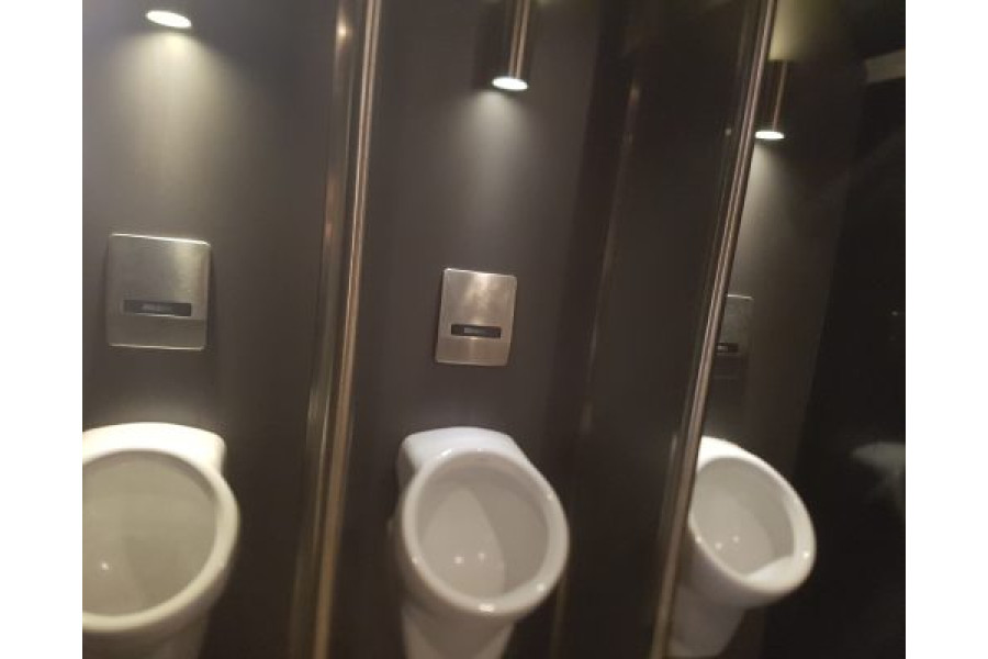 Mobiele toiletwagen (Luxe VIP) - Tapwagen.nl - 2