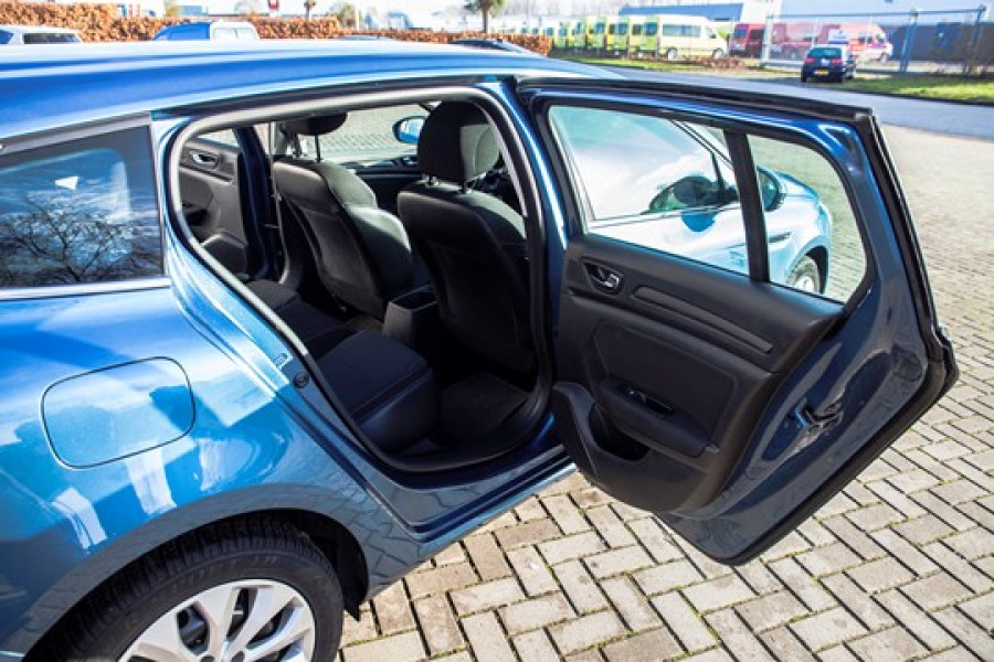 Stationwagen - Autopallas Autoverhuur - 5