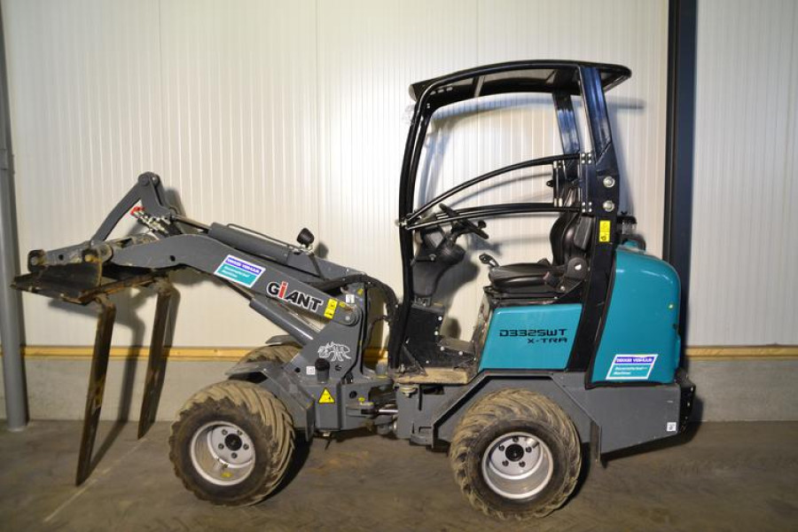 Mini kniklader - 1,5 ton - Dekker Verhuur - 1