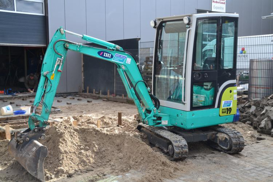 Minigraafmachine | 1.5 ton - Dekker Verhuur - 1