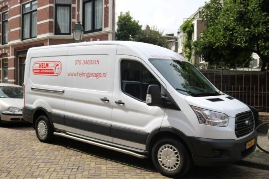 Bestelbus huren | Ford Transit - 11 m3, verhoogd en verlengd - Helm Autoverhuur - 1