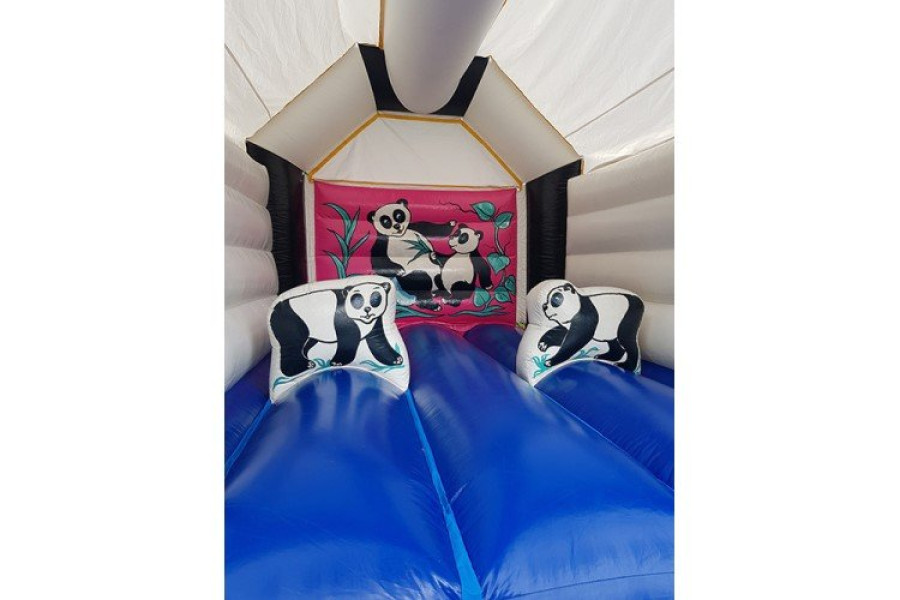 Springkussen overdekt | Panda - Yvons springkussenverhuur - 1