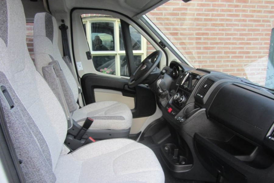 Buscamper | Fiat Ducato Knaus Lifetime - Compacte Campers - 1