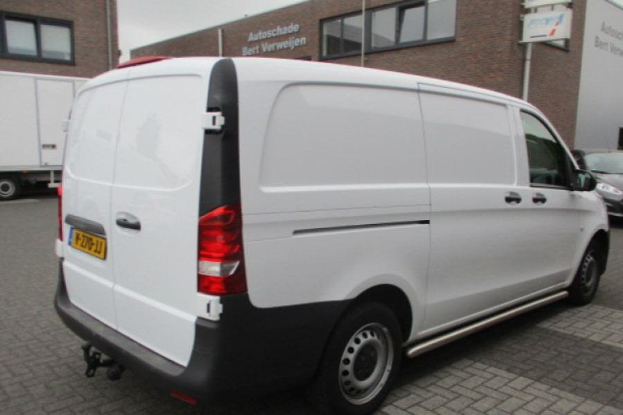 Bestelbus 5m³ - Autoschade Bert Verweijen bv - 1