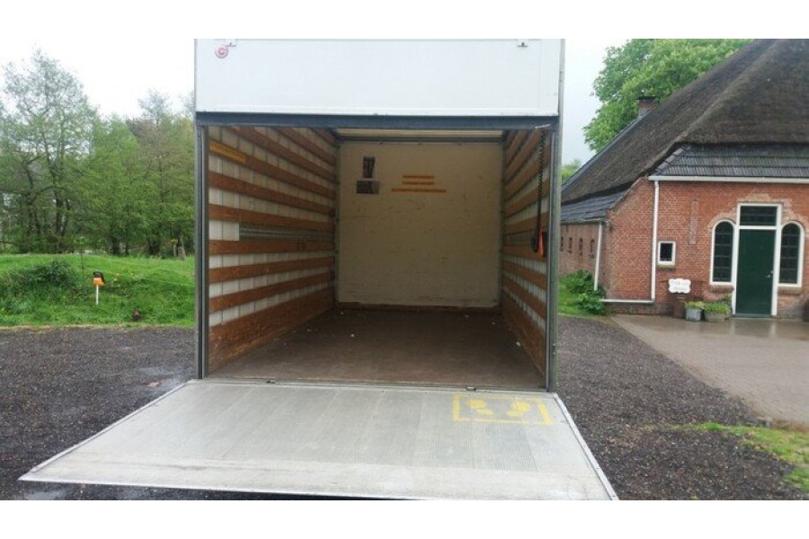 Bakwagen met laadklep | 20 m3 - Ebbing Autoverhuur - 1