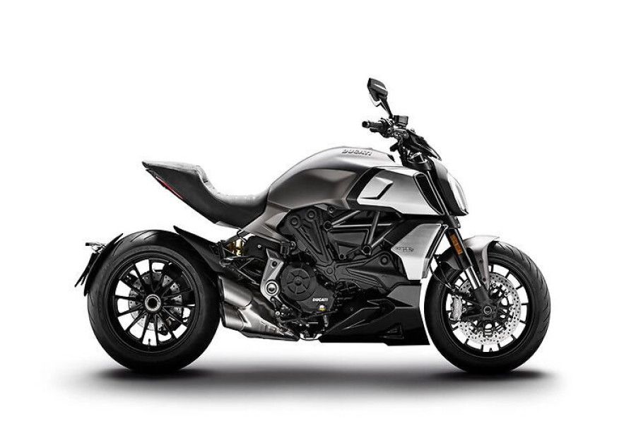 Toermotor | Diavel 1260 Dark - Moto Puro - 1