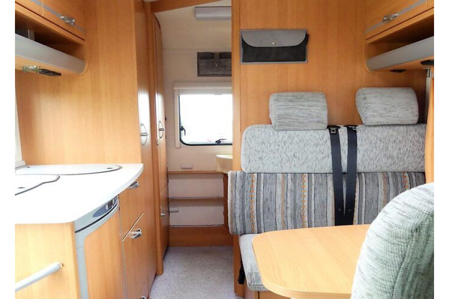 Knaus - Camperverhuur van der Wal - 3