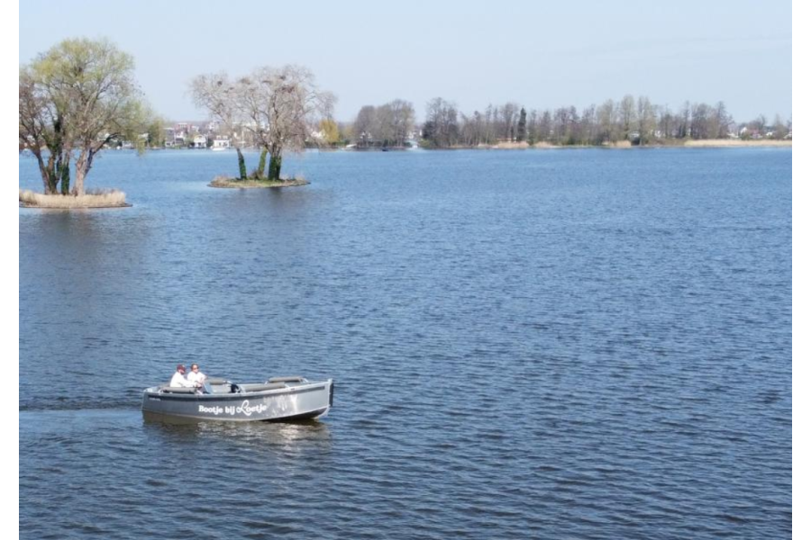 Sloep_huren_Loetje_7_Persoons