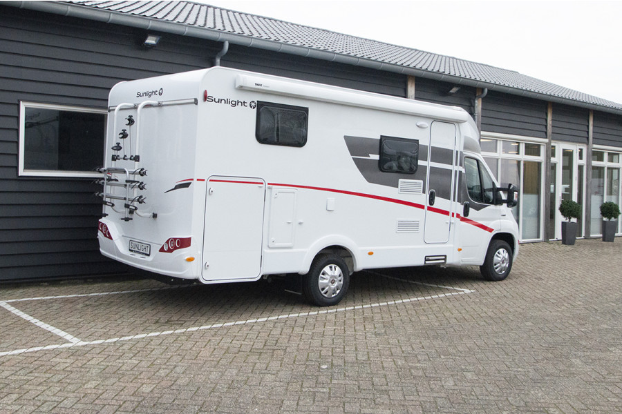 Camper 4 persoons - Campers & Cars - 2