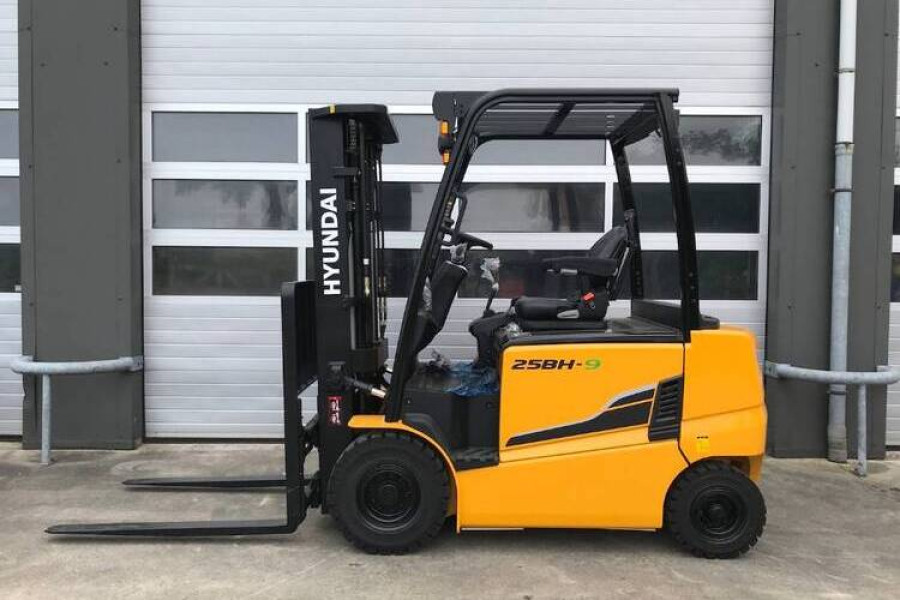 Heftruck | Verbrandingsheftruck - ZHE Trading B.V. Heftrucks - 1