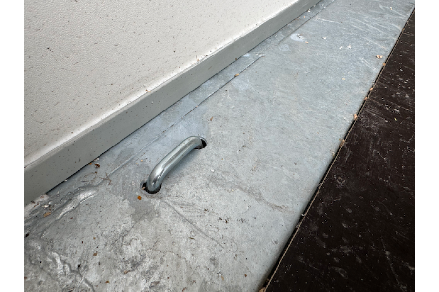 Gesloten aanhanger dubbelasser 3,0x1,3x1,5 meter  - Vosse verhuur - 4