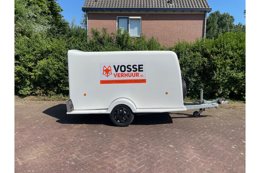 Gesloten (motor)aanhanger 295x130x140 - Vosse verhuur - 2