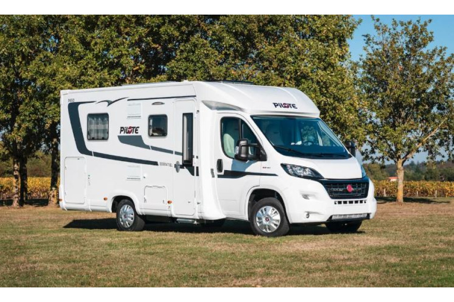 Pilote P650C - Camper Centrum Groningen - 1