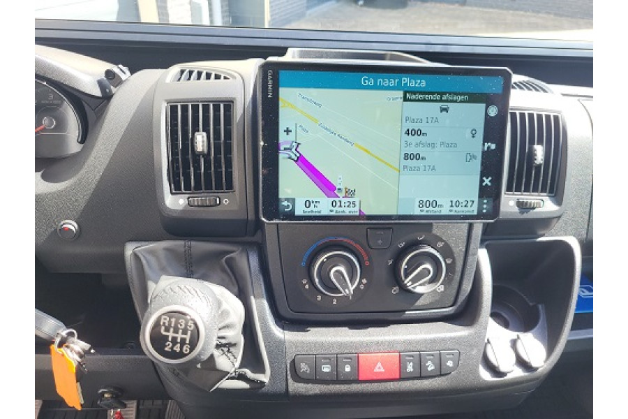 Mega-Revolution-campbull4