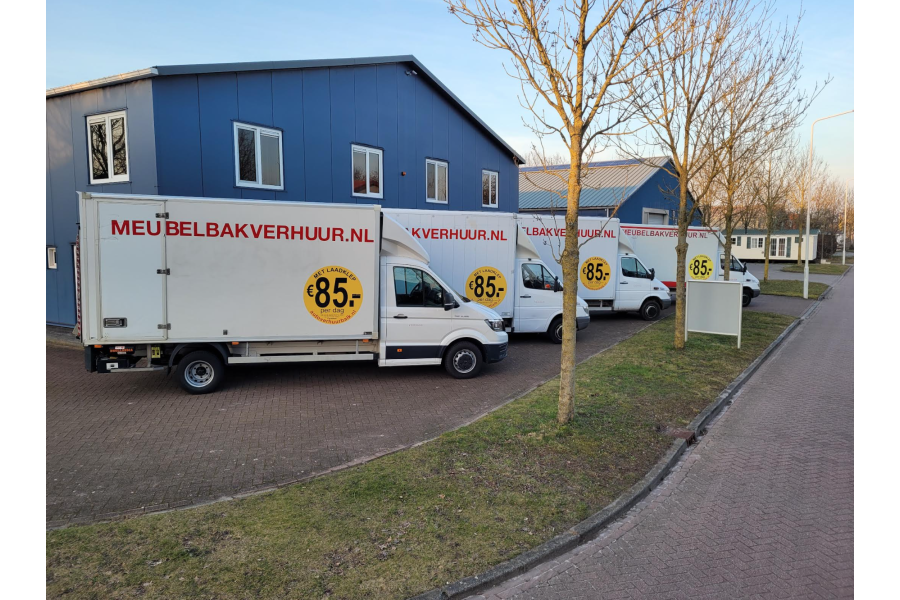 Bakwagen met laadklep - Meubelbak verhuur - 5