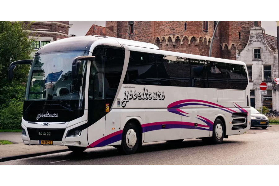 Bus 50 personen huren - IJseltours BV - 1