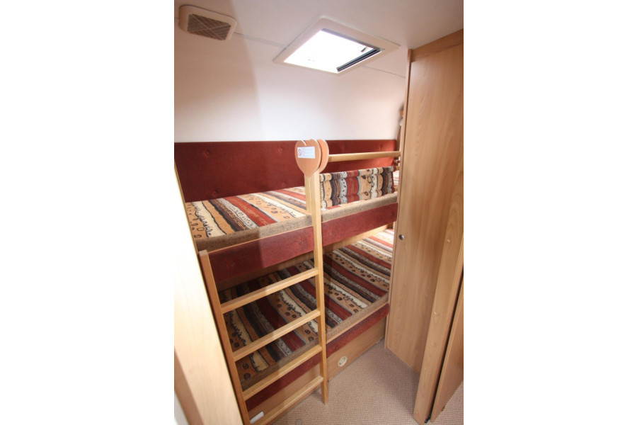 Caravan Bürstner Ventana 490 TK - Brabant Caravans - 4