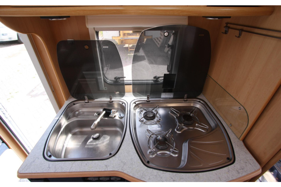 Caravan Dethleffs Camper 430 DB - Brabant Caravans - 5