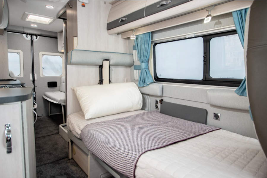Auto-Sleeper Fairford Plus - Dutch Bull Campers - 4