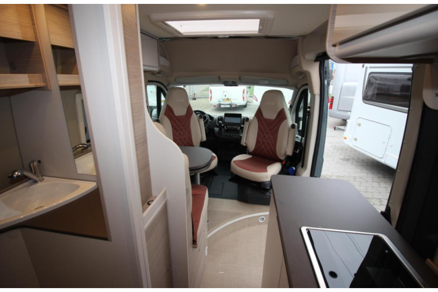 Bürstner Campeo C640 (automaat) - Dutch Bull Campers - 2